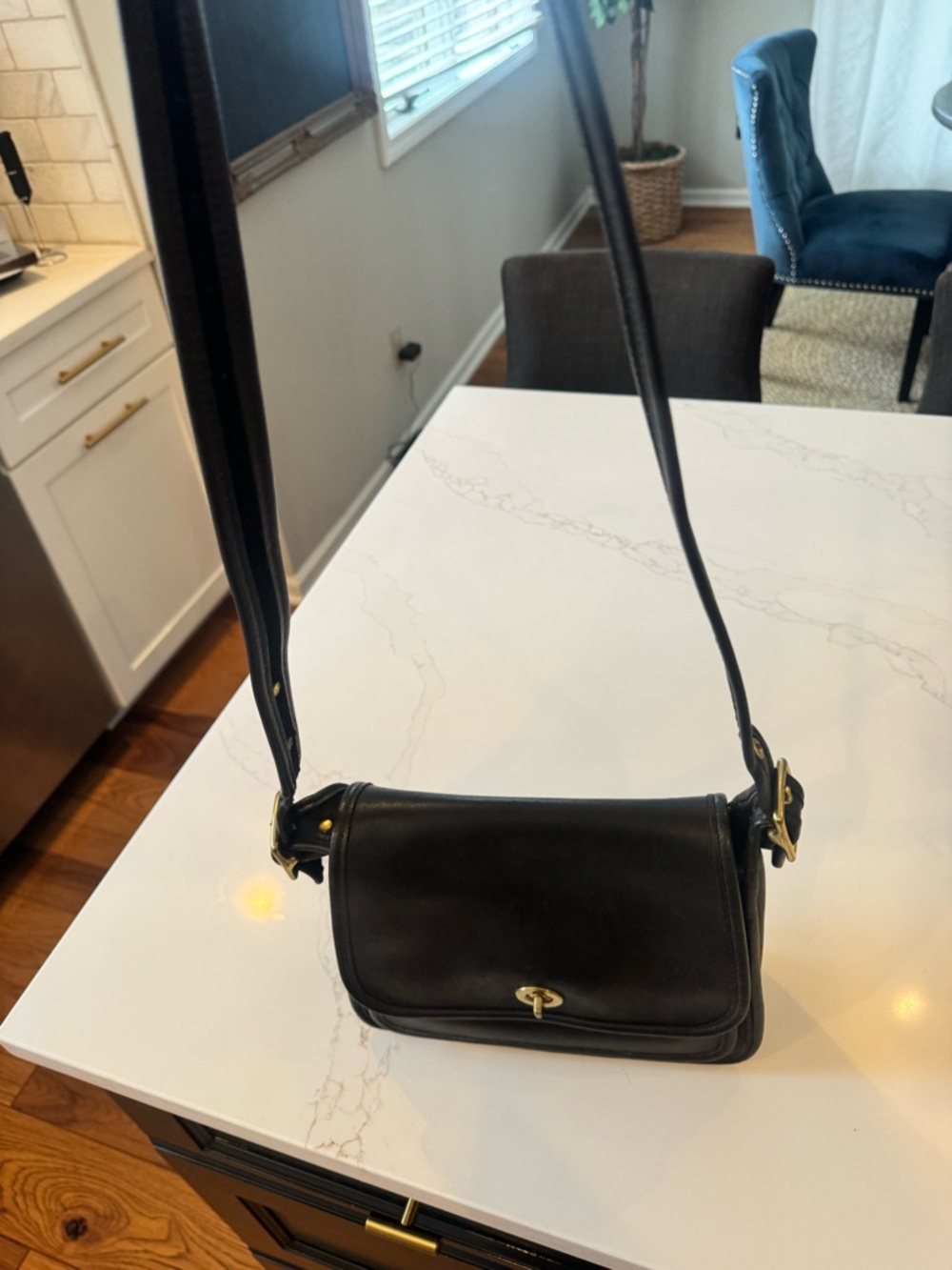 Coach Black Leather Crossbody with Gold Turnlock - Picture 3 of 6
